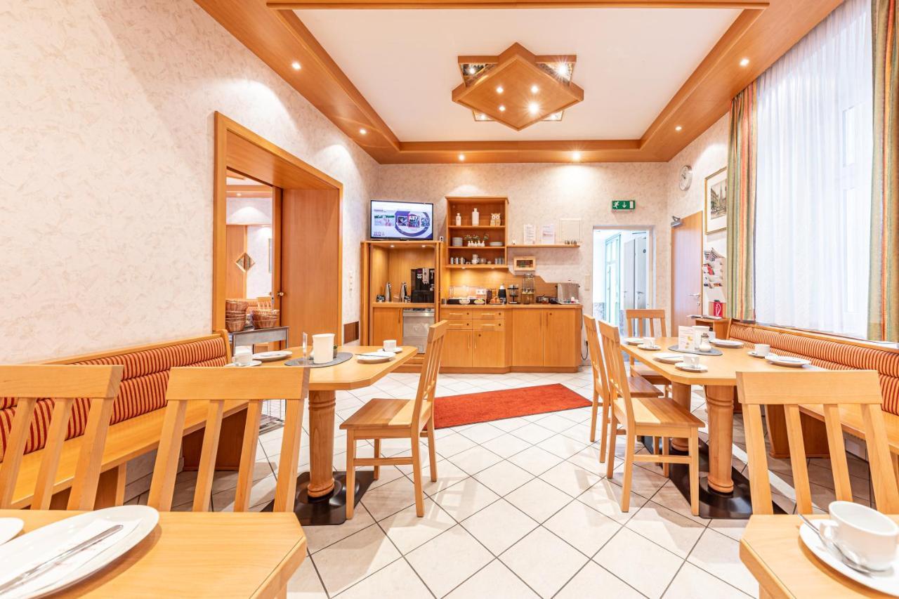 Hotel-Pension Fuenfhaus Vienna Luaran gambar