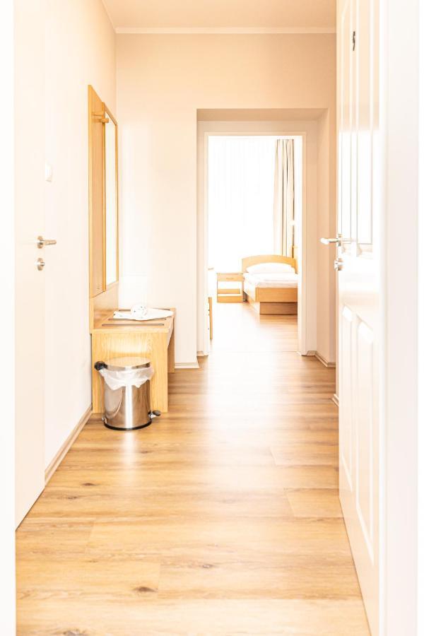 Hotel-Pension Fuenfhaus Vienna Luaran gambar