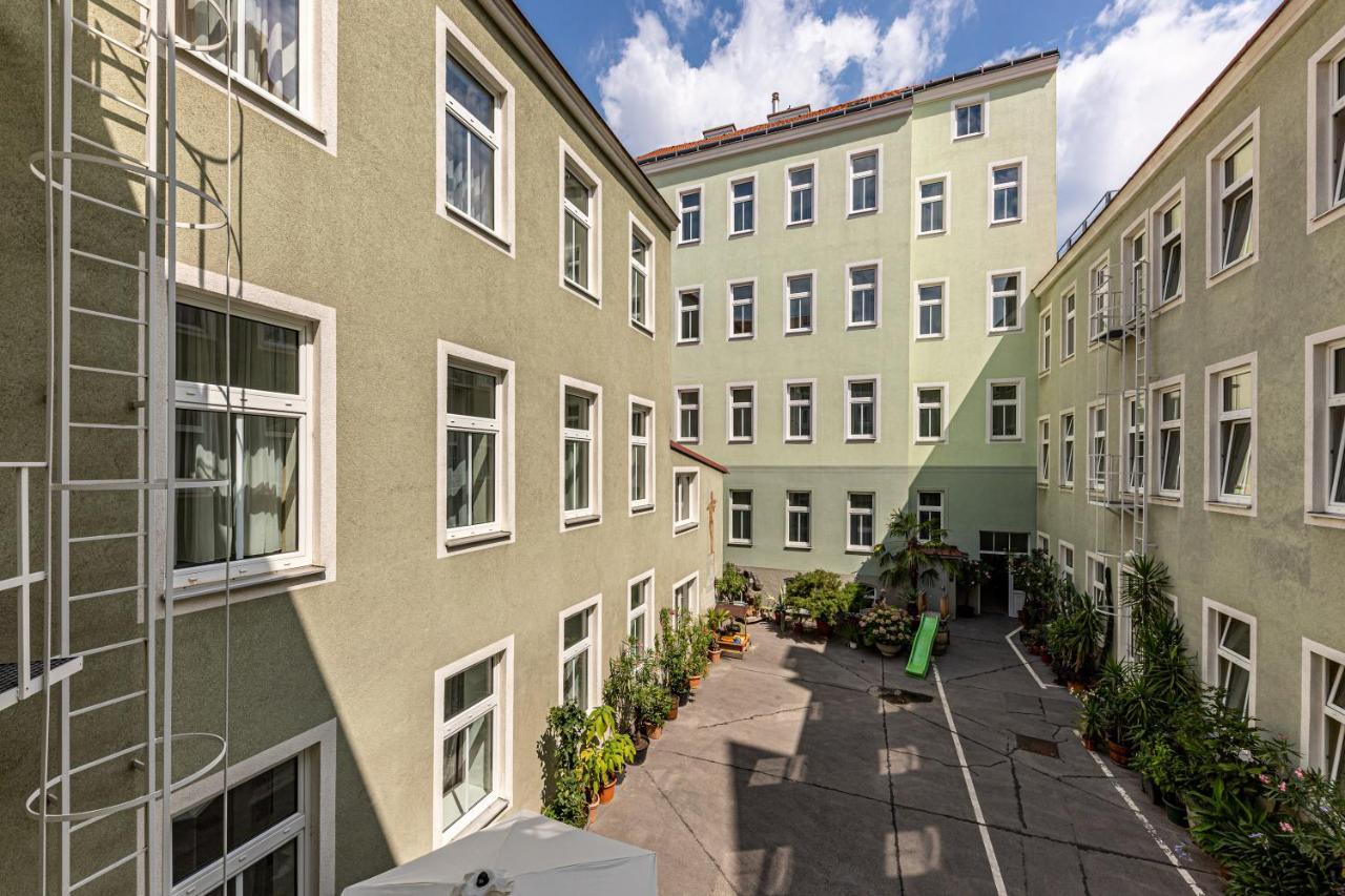 Hotel-Pension Fuenfhaus Vienna Luaran gambar