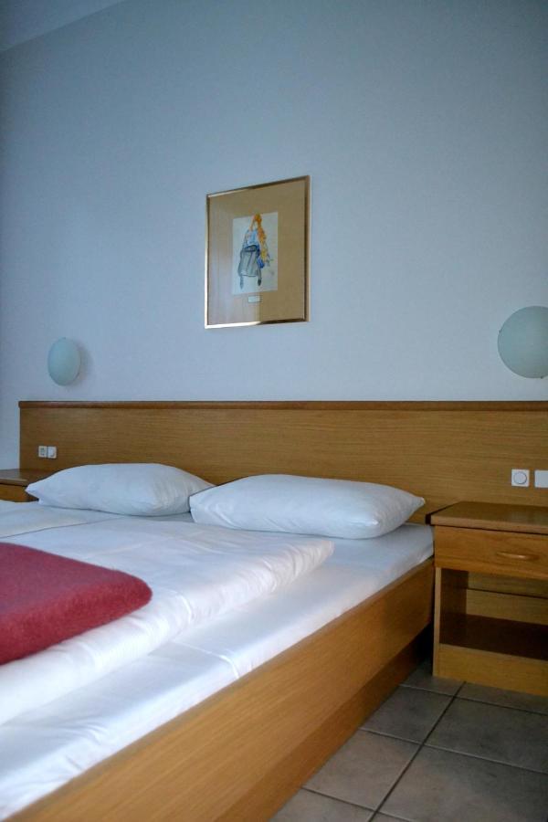 Hotel-Pension Fuenfhaus Vienna Luaran gambar